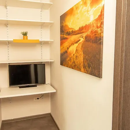 Διαμέρισμα Db *